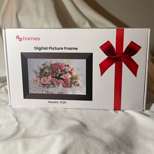 10.1" Frameo Digital Frame WiFi with 32GB Memory